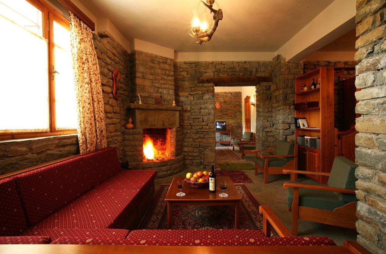Bourazani Wild Life Resort 코니차 외부 사진